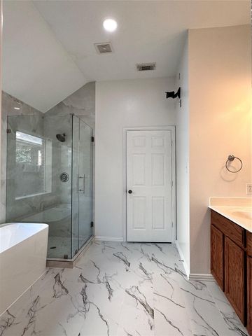 18507 S Raven Shore Drive, Cypress, TX 77433