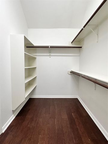 18507 S Raven Shore Drive, Cypress, TX 77433