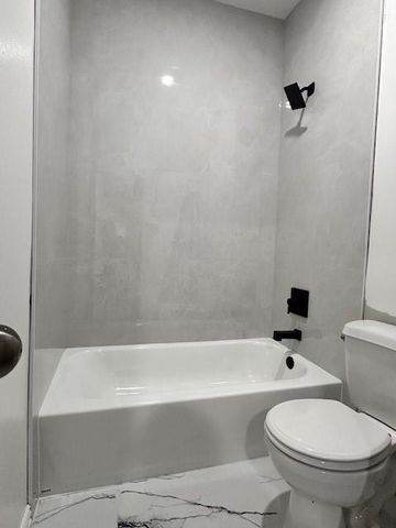 18507 S Raven Shore Drive, Cypress, TX 77433