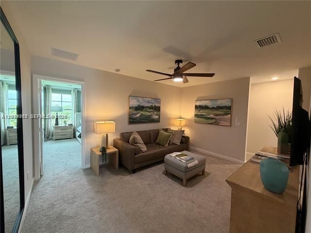 19853 Whispering Creek Road 18853, Loxahatchee, FL 33470