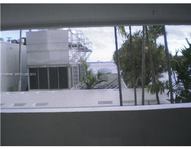 500 BAYVIEW Drive 122, Sunny Isles Beach, FL 33160