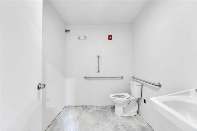 2360 Plainfield Pike 7, Cranston, RI 02921