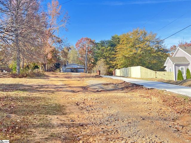 123 White Horse Road Extension, Greenville, SC 29605