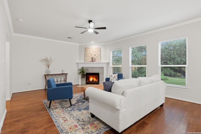 936 PERSIAN GDN, San Antonio, TX 78260