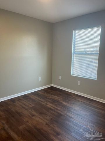 3202 Redwood Ln B, Gulf Breeze, FL 32563