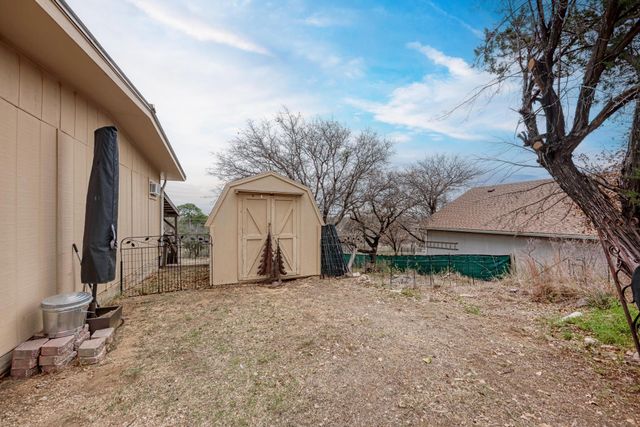125 Winding WAY, Sunrise Beach, TX 78643