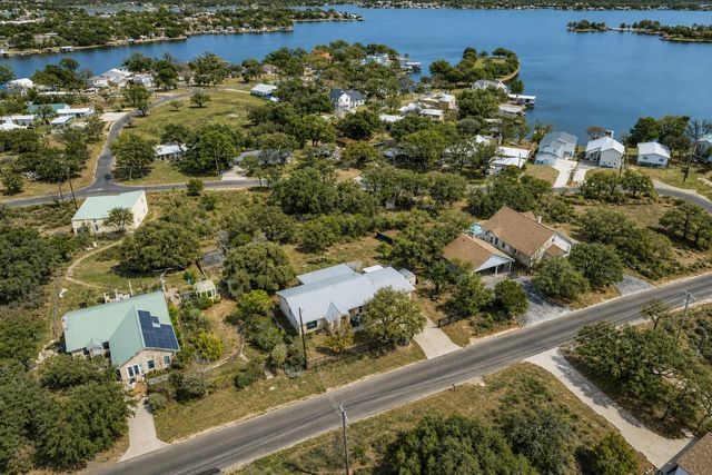 125 Winding WAY, Sunrise Beach, TX 78643
