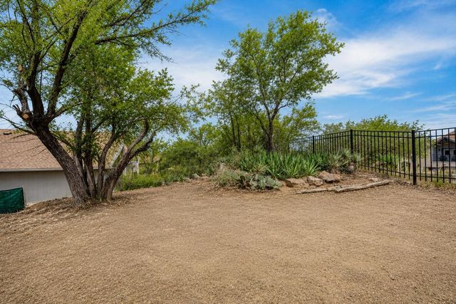 125 Winding WAY, Sunrise Beach, TX 78643
