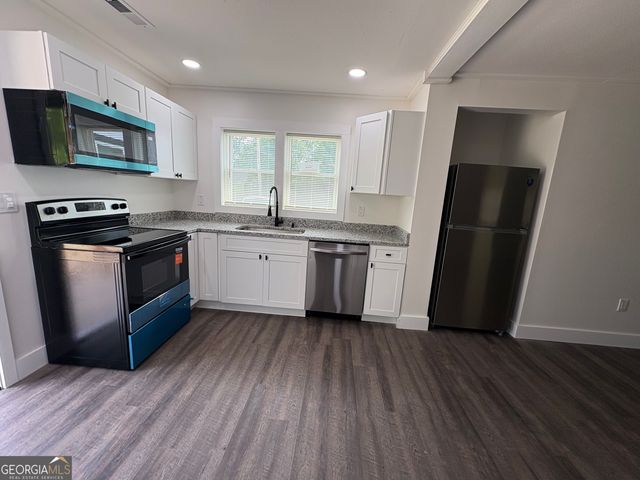 1181 Scotland Avenue, Macon, GA 31204