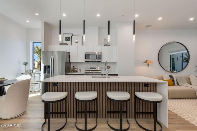 4220 N 32ND Street 3, Phoenix, AZ 85018