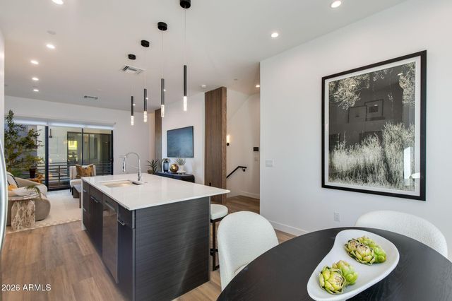 4220 N 32ND Street 3, Phoenix, AZ 85018