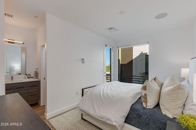 4220 N 32ND Street 3, Phoenix, AZ 85018