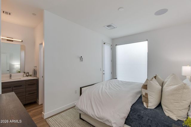 4220 N 32ND Street 3, Phoenix, AZ 85018