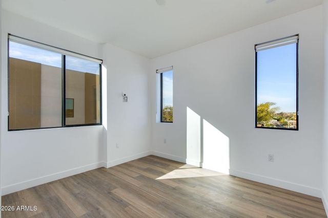 4220 N 32ND Street 3, Phoenix, AZ 85018