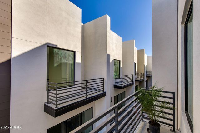 4220 N 32ND Street 3, Phoenix, AZ 85018