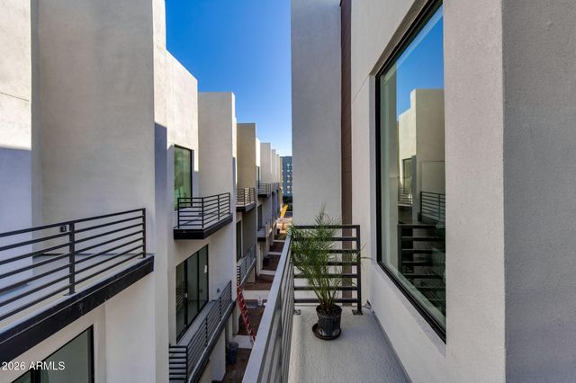 4220 N 32ND Street 3, Phoenix, AZ 85018