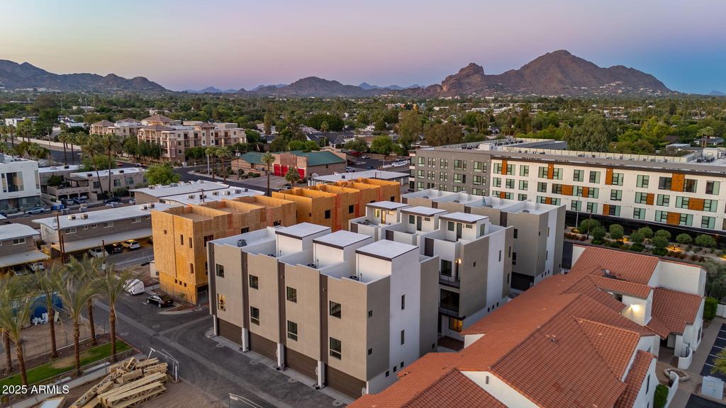 4220 N 32ND Street 3, Phoenix, AZ 85018