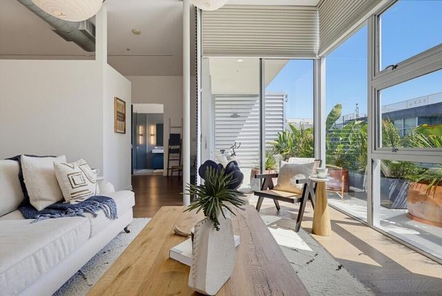 4080 Glencoe Avenue 408, Marina Del Rey, CA 90292