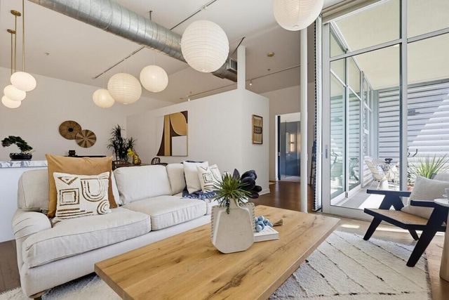 4080 Glencoe Avenue 408, Marina Del Rey, CA 90292