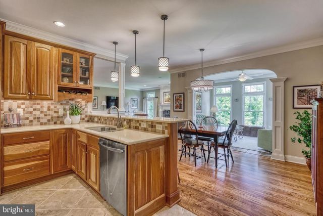105 BELLOWS CT, Lewisberry, PA 17339