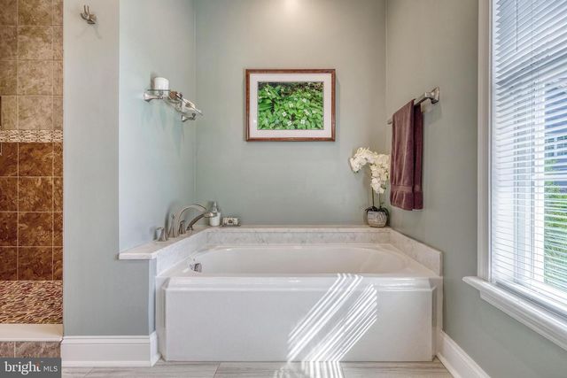105 BELLOWS CT, Lewisberry, PA 17339