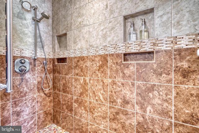 105 BELLOWS CT, Lewisberry, PA 17339