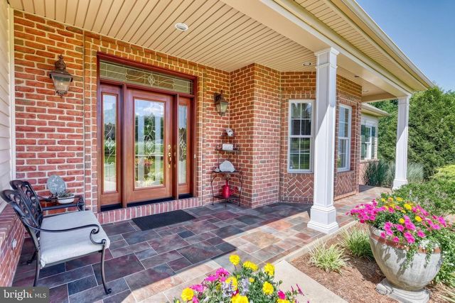 105 BELLOWS CT, Lewisberry, PA 17339