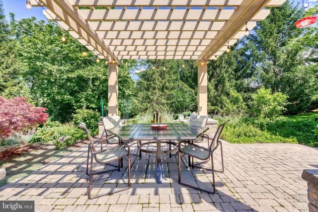 105 BELLOWS CT, Lewisberry, PA 17339