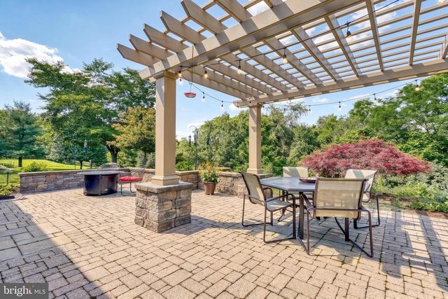 105 BELLOWS CT, Lewisberry, PA 17339