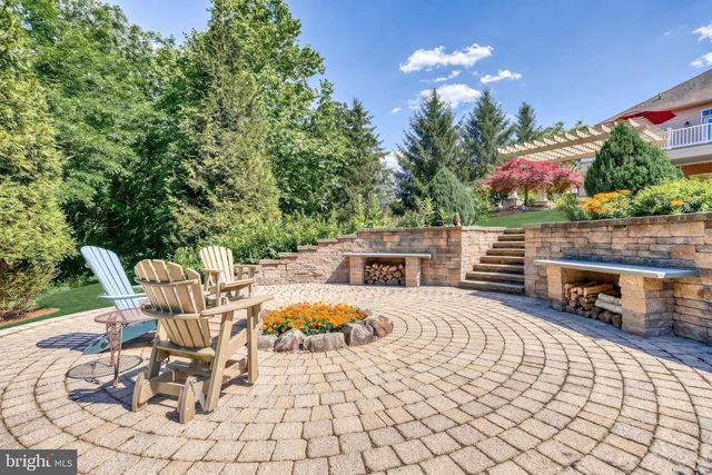 105 BELLOWS CT, Lewisberry, PA 17339
