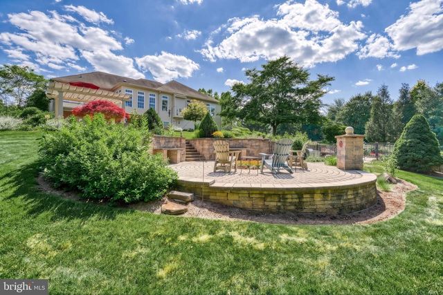 105 BELLOWS CT, Lewisberry, PA 17339