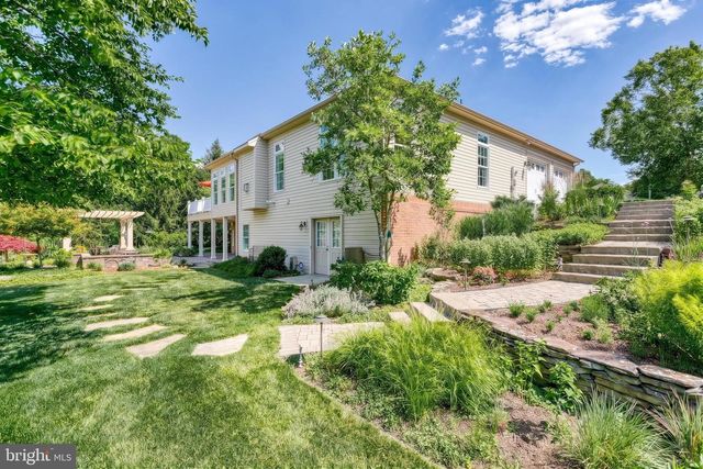 105 BELLOWS CT, Lewisberry, PA 17339