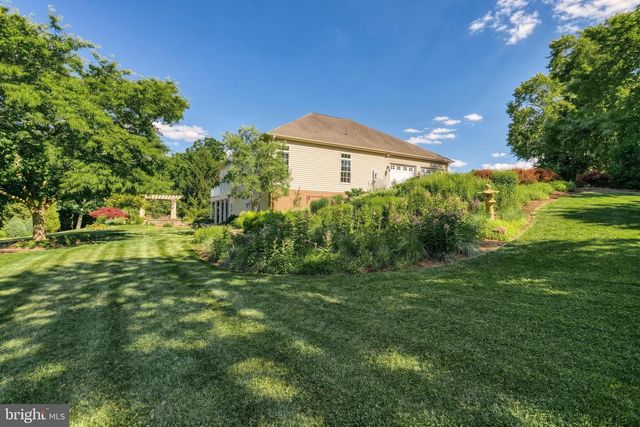 105 BELLOWS CT, Lewisberry, PA 17339