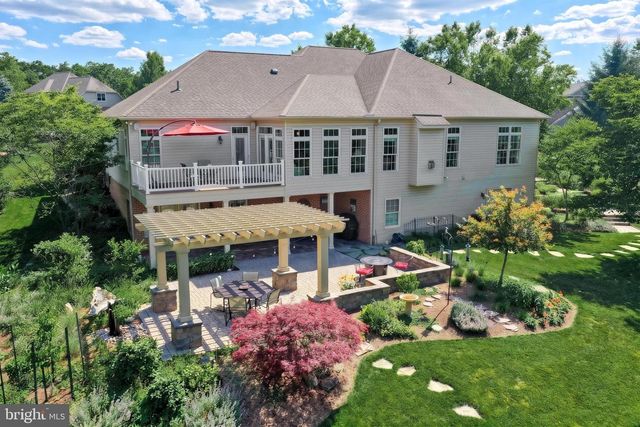 105 BELLOWS CT, Lewisberry, PA 17339