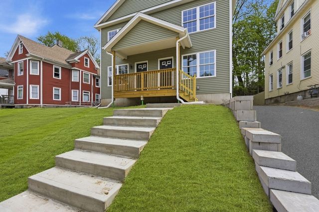 43-45 Leyfred Terrace, Springfield, MA 01108