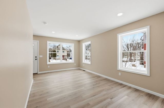 43-45 Leyfred Terrace, Springfield, MA 01108