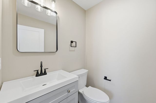 43-45 Leyfred Terrace, Springfield, MA 01108