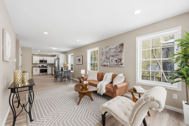 43-45 Leyfred Terrace, Springfield, MA 01108