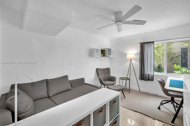 16601 Sapphire Mnr, Weston, FL 33331
