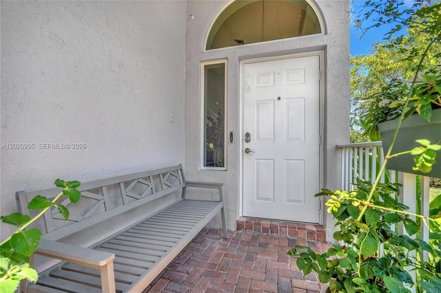 16601 Sapphire Mnr, Weston, FL 33331