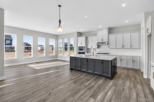 2417 Provencal Drive, Commerce Twp, MI 48382