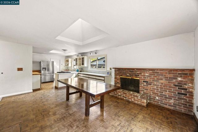 37 Cornell Ct, Pleasant Hill, CA 94523