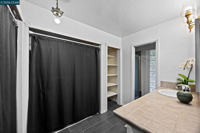 37 Cornell Ct, Pleasant Hill, CA 94523