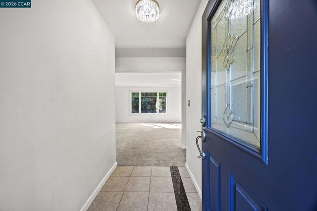 37 Cornell Ct, Pleasant Hill, CA 94523