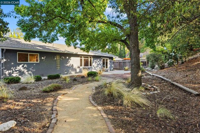 37 Cornell Ct, Pleasant Hill, CA 94523