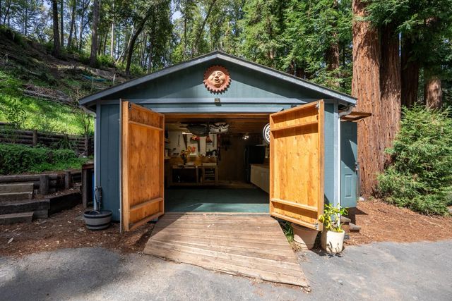 973 Forest Way, Brookdale, CA 95007