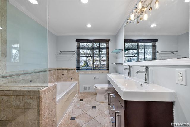 4058 Colonial Boulevard, Troy, MI 48085