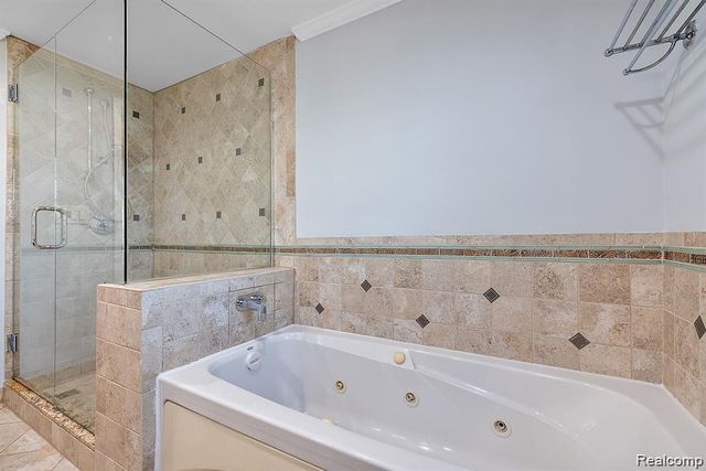 4058 Colonial Boulevard, Troy, MI 48085