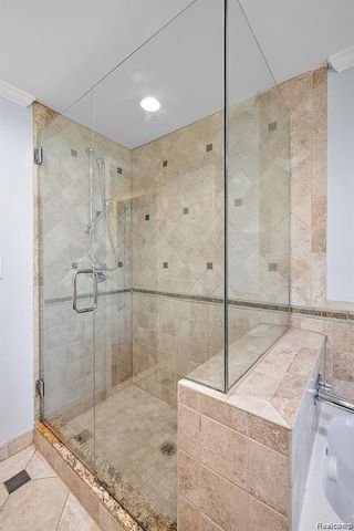 4058 Colonial Boulevard, Troy, MI 48085