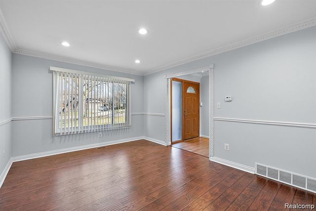 4058 Colonial Boulevard, Troy, MI 48085